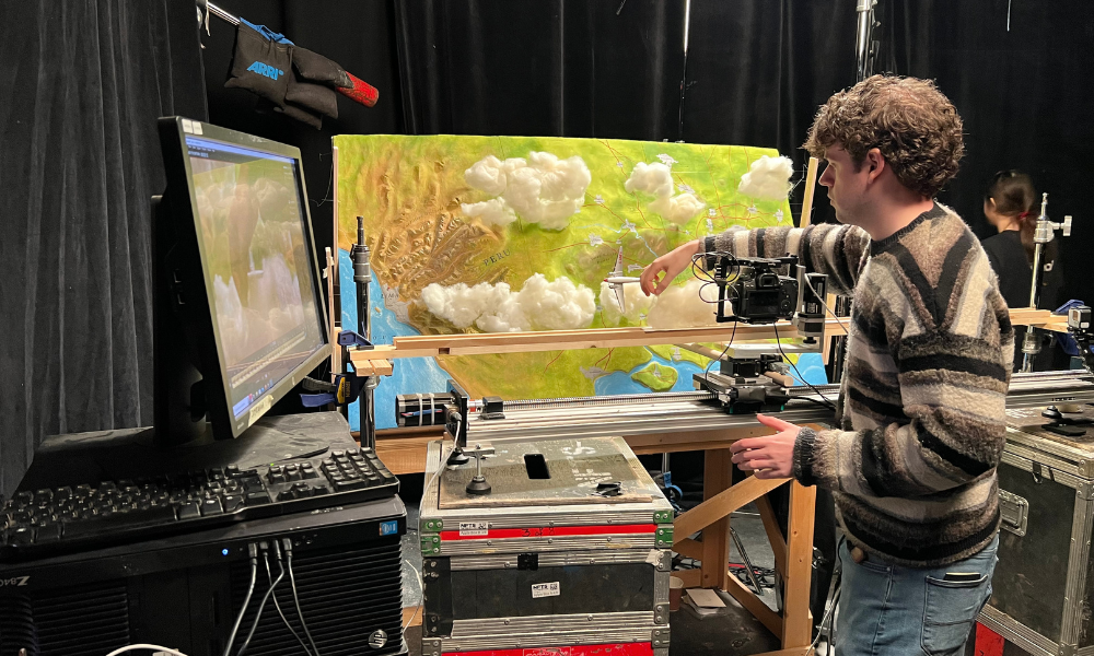 model maker joyce shooting the model