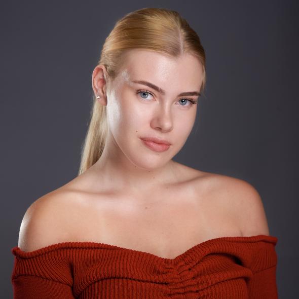 Persephone Wood profile picture