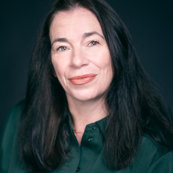 Gwenllian Gravelle profile pic